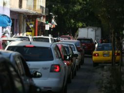 El cierre de este viernes provocó intenso caos vial en la zona. EL INFORMADOR / R. Tamayo
