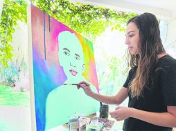 Olga Zuno es pintora desde hace tres años y ya ha conseguido formar parte del escenario artístico plástico nacional. EL INFORMADOR / G. Gallo