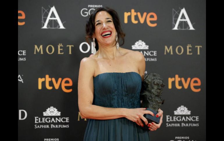 ‘Es un honor recibir este premio’, aseguró Beatriz Bodegas, productora de la película. EFE / J. Martín