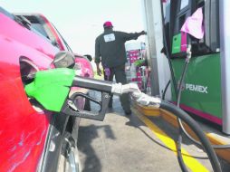 Normas. Actualmente Pemex y la Profeco son los encargados de las revisiones a las gasolineras. EL INFORMADOR / G. Gallo