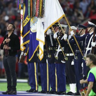 Luke Bryan engalana el Super Bowl
