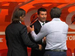 Los estrategas de ambos bandos se estrecharon las manos. MEXSPORT / E. Quintana