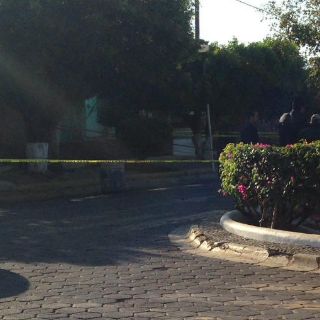 Abandonan a dos cadáveres junto a templo en Cuautitlán