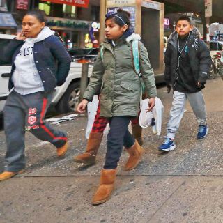 Impulsan convertir a Nueva York en santuario de migrantes
