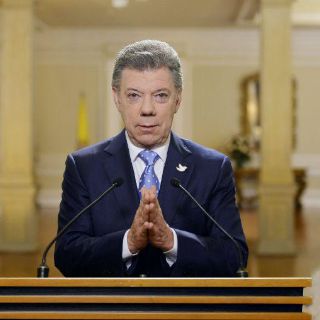Santos urge al Congreso a aprobar leyes para la paz