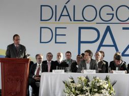 Al inicio del diálogo entre el gobierno de Colombia y el ELN acudieron distintos funcionarios. EFE / J. Jácome