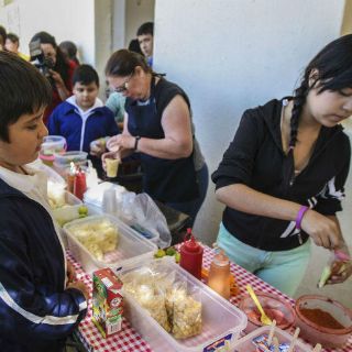 Dos de cada 10 escuelas no transparentan cuotas