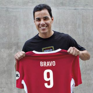 Omar Bravo volverá a jugar en EU