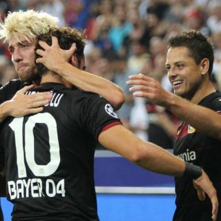 Frankfurt se mide al Bayer del 'Chicharito' en la Bundesliga