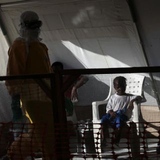 Estampida en un estadio deja 17 muertos en Angola