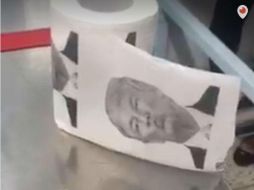 Gálvez Ruiz cortó el listón para entregar los sanitarios y entró a un inodoro, donde dijo que usaría el papel con la cara de Trump. TWITTER / @XochitlGalvez