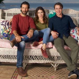 ¡Todos quieren a Karla Souza!