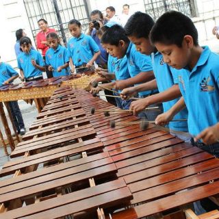 Niños, bajo estrés auditivo severo en México