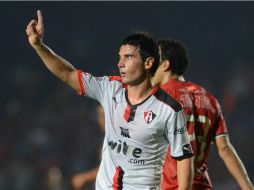 El 'Chavo' es temperamental, pero inclemente en el área contraria. MEXSPORT / ARCHIVO