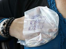 Entre más joven seas, menor es el riesgo, pero el cáncer de seno es una posibilidad para toda mujer. NTX / ARCHIVO