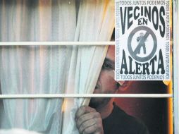Ojo ciudadano. En algunas colonias los vecinos se han organizado para reportar cualquier conducuta sospechosa en su comunidad. EL INFORMADOR /