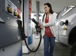 La baja se produjo a pesar del aumento en el precio del crudo. AP / ARCHIVO