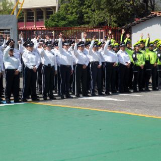 Crece número de mujeres en la Policía Vial