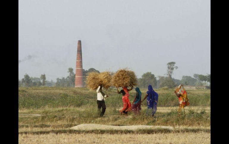 Aseguran que los insurgentes buscan obtener fondos, y por ello secuestraron a este grupo. AP / ARCHIVO