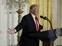 El presidente indicó que se reunió con John Kelly para comenzar el proceso de construcción. AP / E. Vucci