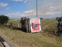 El accidente ocurrió en sentido Colima – Guadalajara en el kilómetro 102. ESPECIAL /