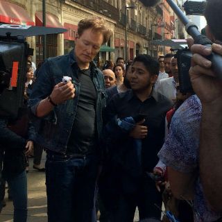 Conan O'Brien hace de Televisa su estudio