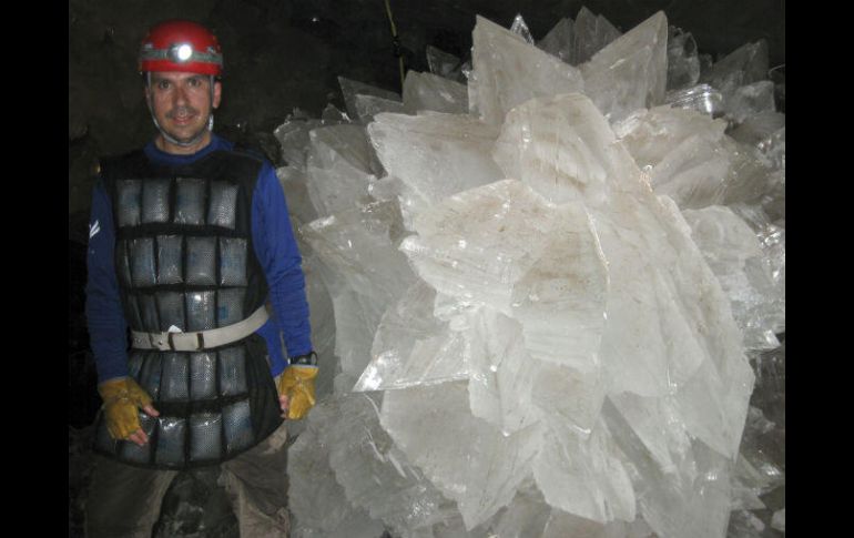 El sistema de cuevas de Naica donde fueron encontrados se conoce como un lugar sacado de un cuento de hadas. AP / M. Spilde