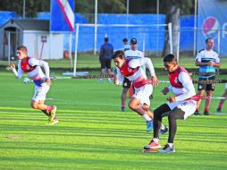 Alanís (#2) hace a un lado el mal momento del América y sólo señala que Chivas debe jugar concentrado para buscar los tres puntos. EL INFORMADOR / R. Tamayo