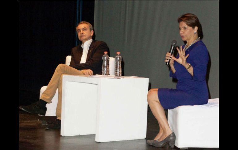 La ex mandataria costarricense y Rodríguez Zapatero fueron invitados a ofrecer una conferencia en la capital del estado de Oaxaca. SUN / E. Hernández