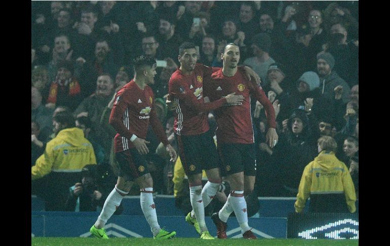 'Ibra' celebra su gol. Entra como revulsivo y resuelve el partido para el Manchester. AFP / O. Scarff