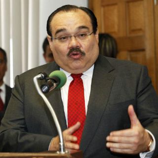 Ramírez Marín rechaza que se prepare ley 'a modo' para el Ejército