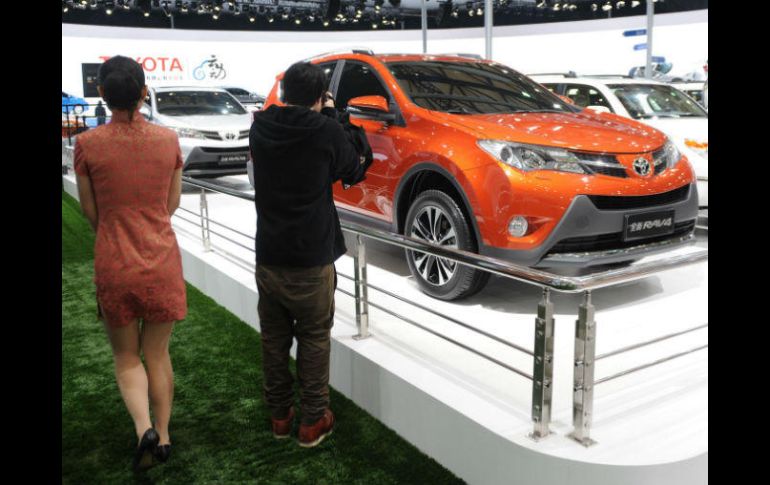 Los SUV son los preferidos en EU, no muchos de ellos se hacen en México. AFP / ARCHIVO