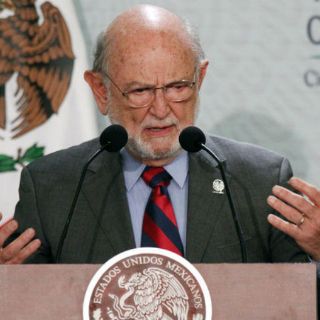 Peña Nieto felicita a José Sarukhán, ganador del Premio Tyler