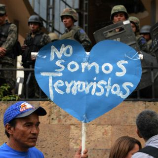 Aprueban en Honduras ley que califica de 'terroristas' a pandilleros y manifestantes