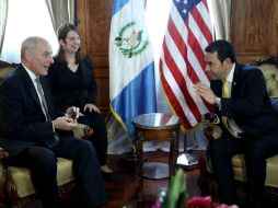 Kelly y Morales sostienen un encuentro privado en la capital guatemalteca. AFP / Presidencia de Guatemala
