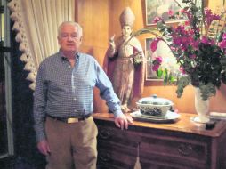 Willy Urrea Carroll.  /