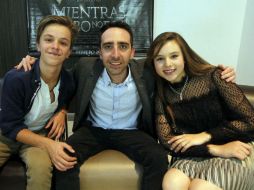 Los actores juveniles Luis de la Rosa y Miranda Kay, con el realizador Joseph Hemsani (al Centro). EL INFORMADOR / E. Barrera
