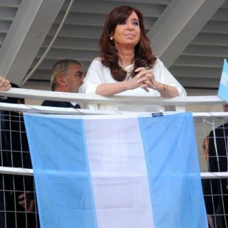 Cristina Fernández convoca a marcha contra Macri