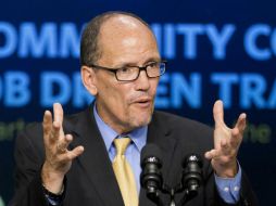 El ex secretario del Trabajo, Tom Perez (foto) y Keith Ellison, el representante de Minnesota, son los principales favoritos. AP / M. Balce