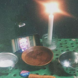 Realizan 'hechizo' colectivo contra Trump