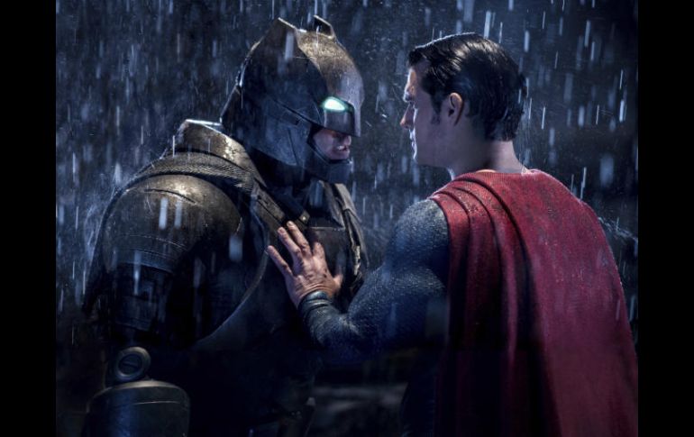 ‘Batman vs Superman’ consiguió los premios por peor guión y peor nueva versión. AP / ARCHIVO
