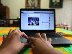 Los jóvenes de México en su mayoría dedican  el tiempo libre en pasaerlo en las redes sociales. EL INFORMADOR / ARCHIVO