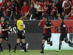 Alustiza celebra su gol al minuto al minuto 46. EFE / U. Ruiz