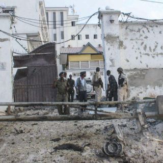 Un muerto y tres heridos en un atentado frustrado en Argelia