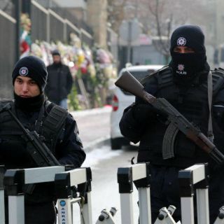 Se suicidan dos adolescentes en Rusia