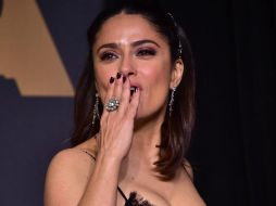 Salma eligió para la gala un vestido negro de Alexander McQueen. AFP / F. J. Brown