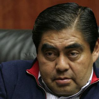 Barbosa no conoce de compromisos ni convicciones: Zambrano