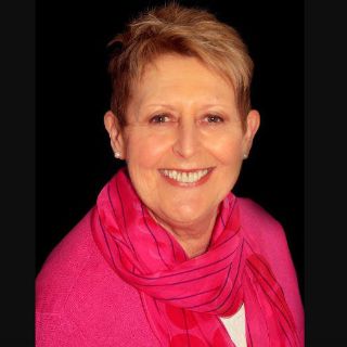 Detienen a autora australiana en su visita 117 a Estados Unidos