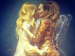 'Y que siga fluyendo el amor en el mundo', señala Mónica en la imagen. INSTAGRAM / monicanaranjo