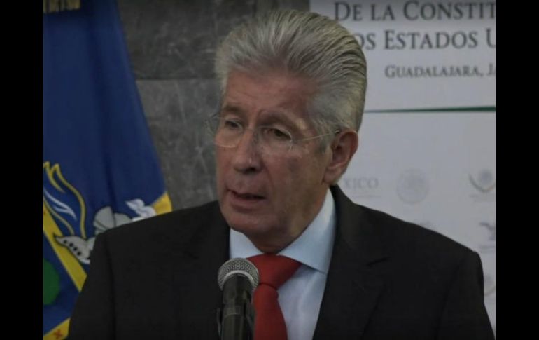 Ruiz Esparza estuvo en Guadalajara para asitir a la entrega recepción de Facsimilar de la Constitución de México. TWITTER / @SCT_mx